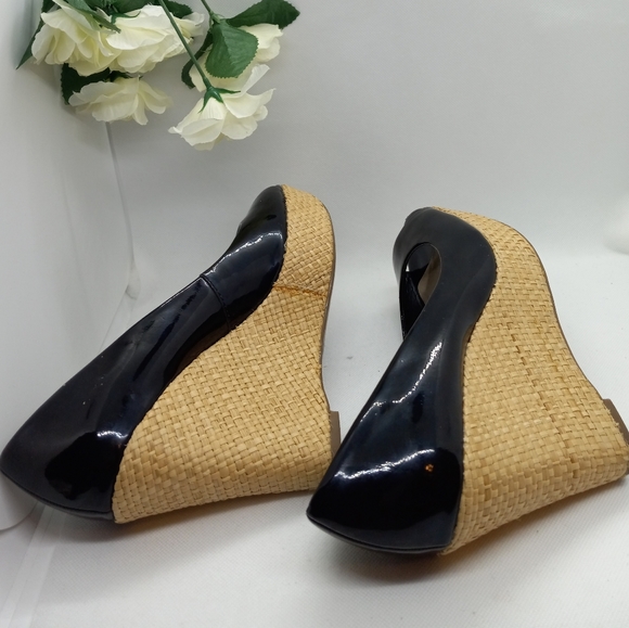 Franco Sarto Shoes. - Picture 5 of 8